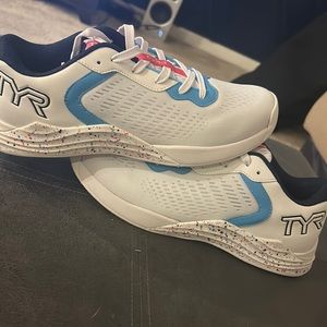Brand new womens TYR CXT-1 Shoe